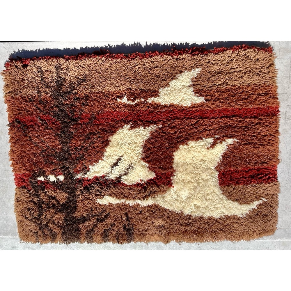 Vintage Latch Hook Wall Hanging Rug Flying Geese Nature Sunset Brown Red 35x25